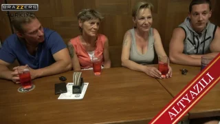 Beyaz Tenli Üvey Annemin Tatlı Memeleri