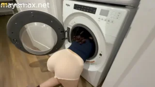 Milf Annem Bana Yardımcı Oluyor Türkçe Altyazılı Porno