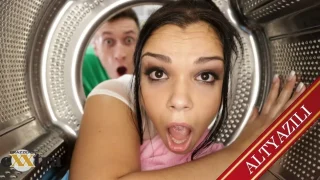 Üvey Annemi Parmaklayıp Siktim Türkçe Altyazılı Porno izle